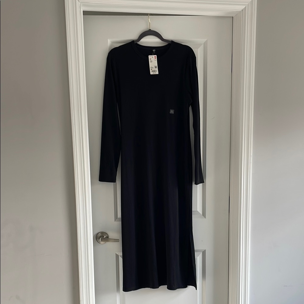 Uniqlo Black Ribbed Long Sleeve Dress